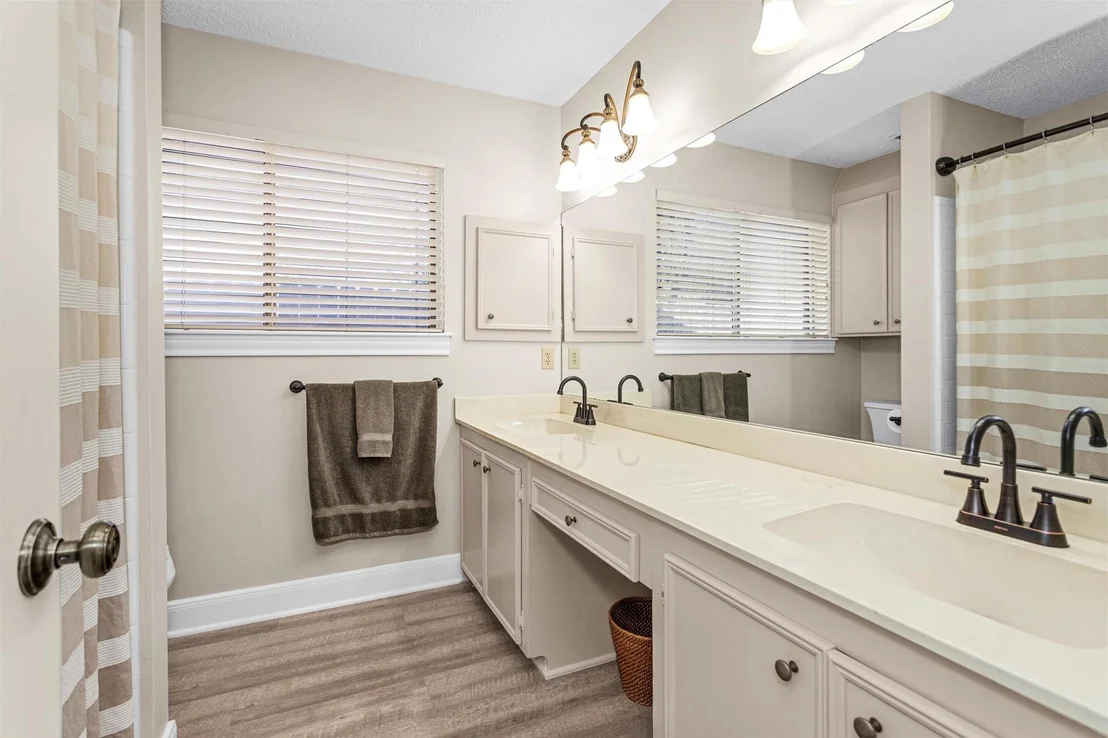 Photo of 2230 Foreland Drive