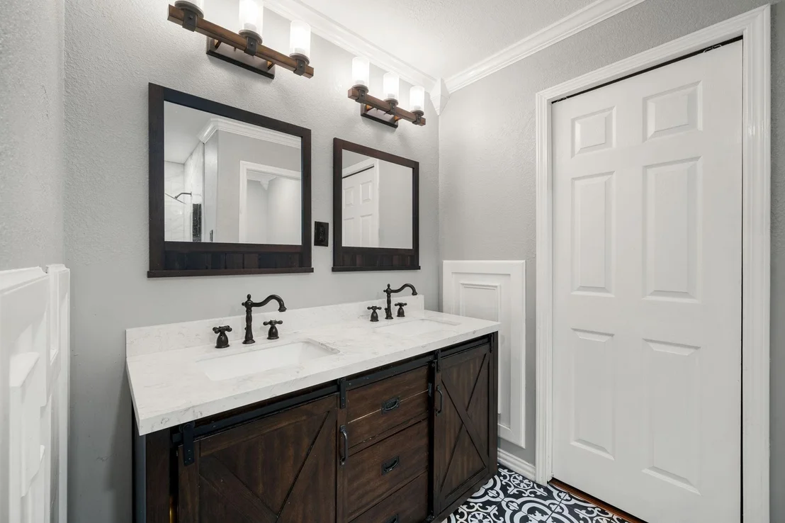 Photo of 8015 Narrow Brook Way