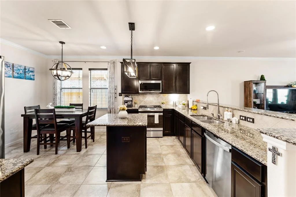 Photo of 6106 Harmony Park Lane
