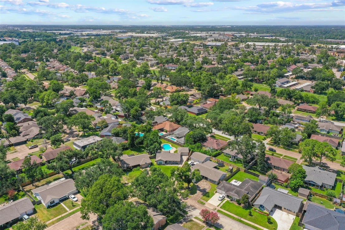 Photo of 5826 Spruce Forest Drive