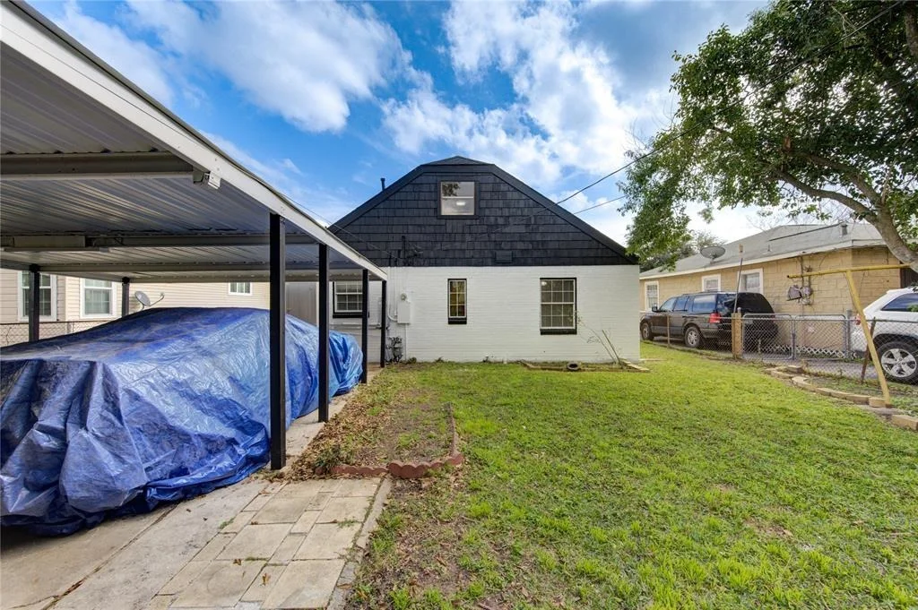 Photo of 8243 Barkley Street