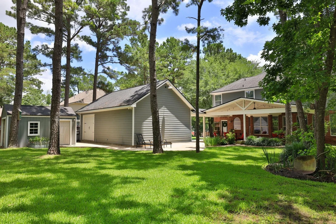 Photo of 40407 Manor Drive