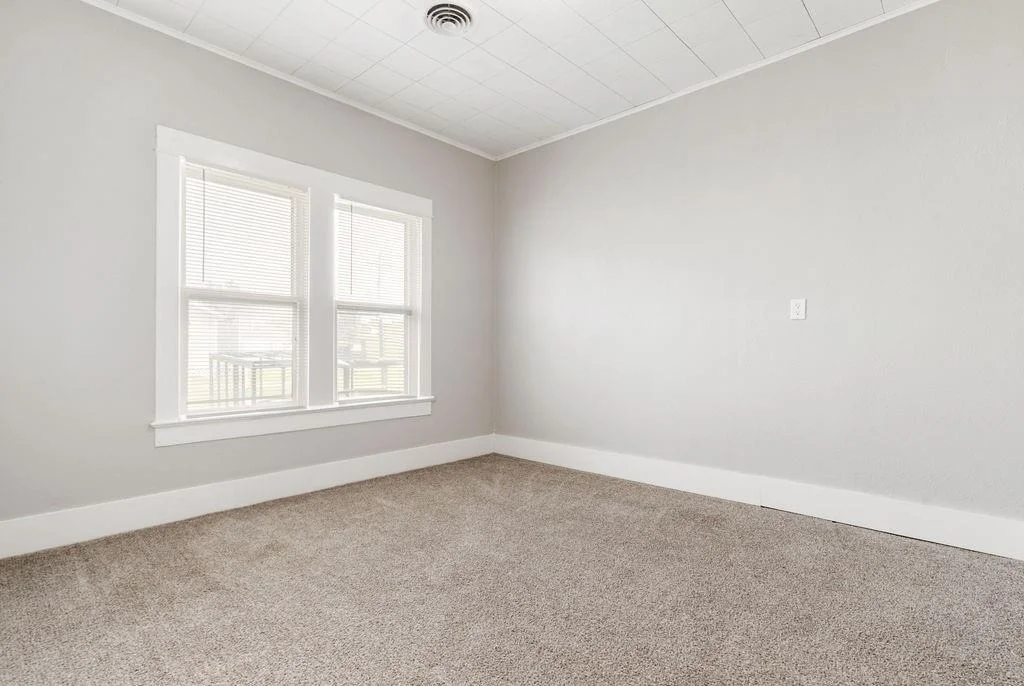 Photo of 1211 W 2nd Street