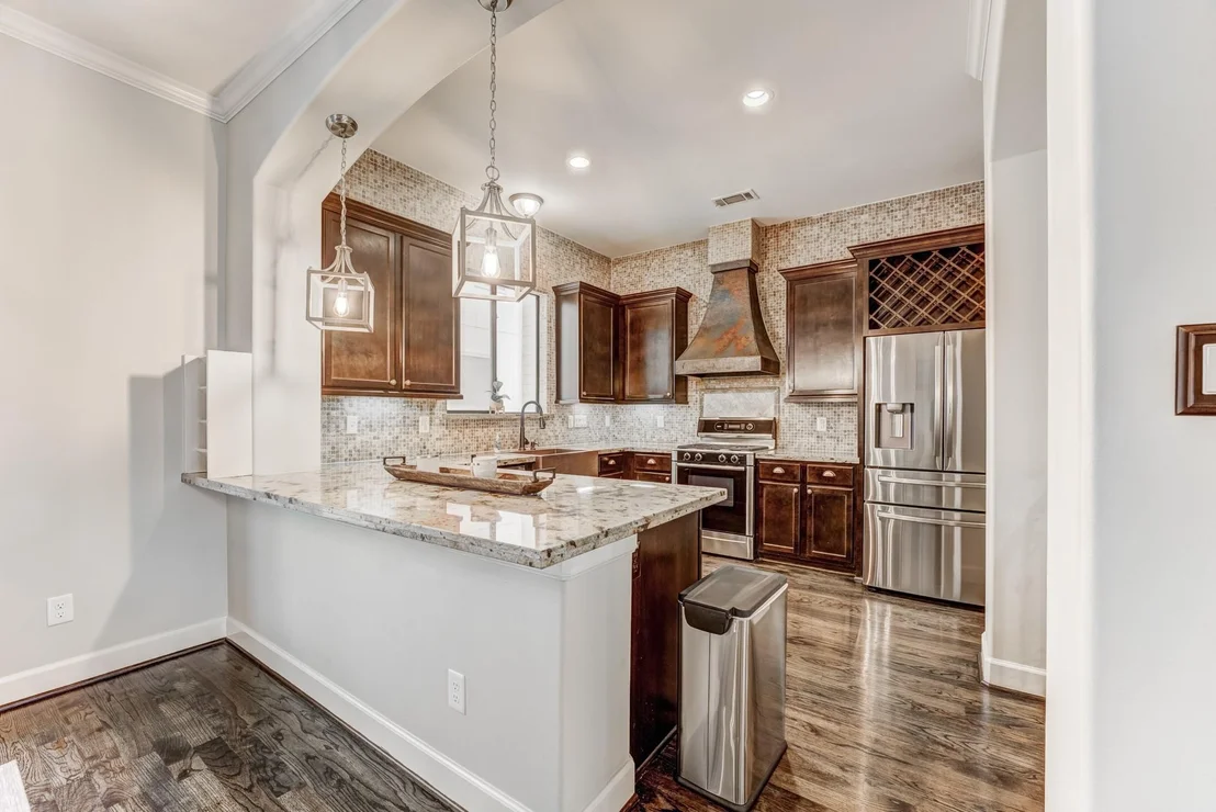 Photo of 2308 Couch Street