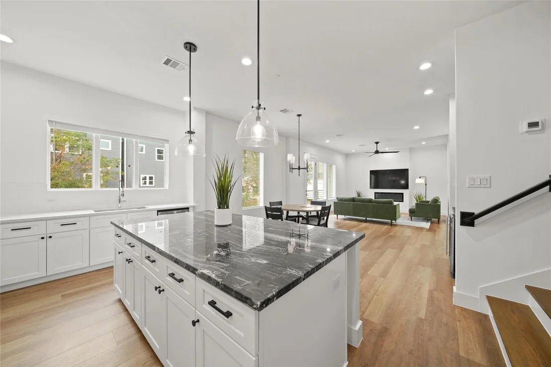 Photo of 2510 Gray Street