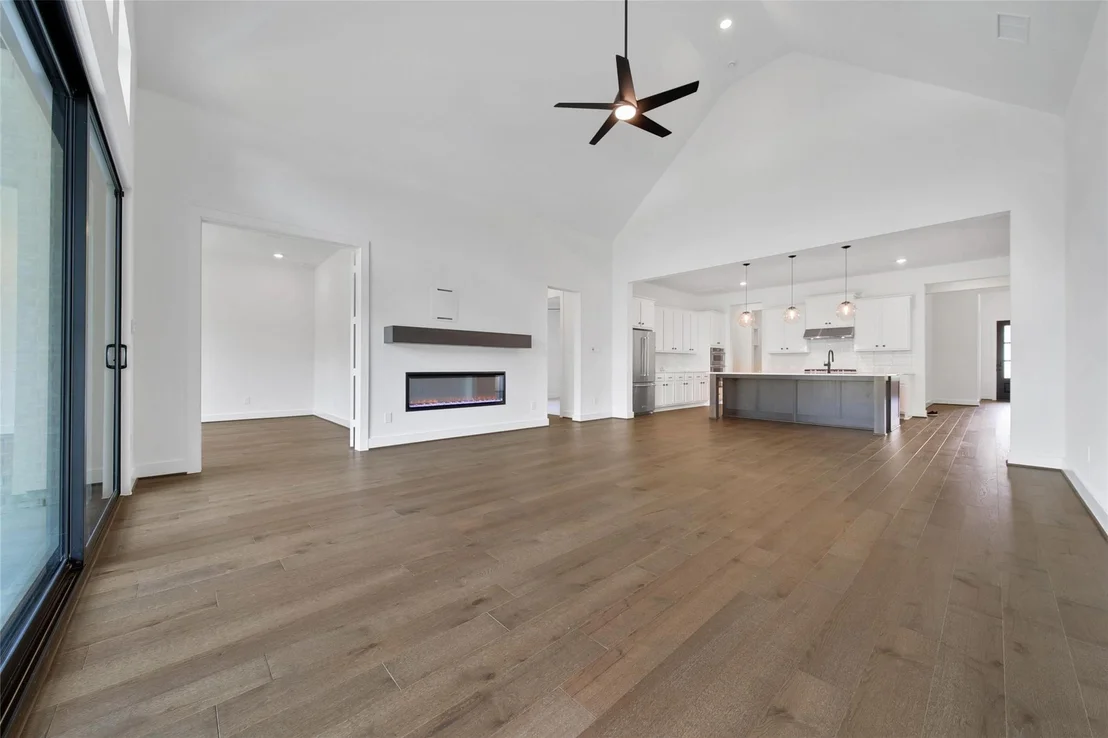Photo of 4691 Bridgewood Drive