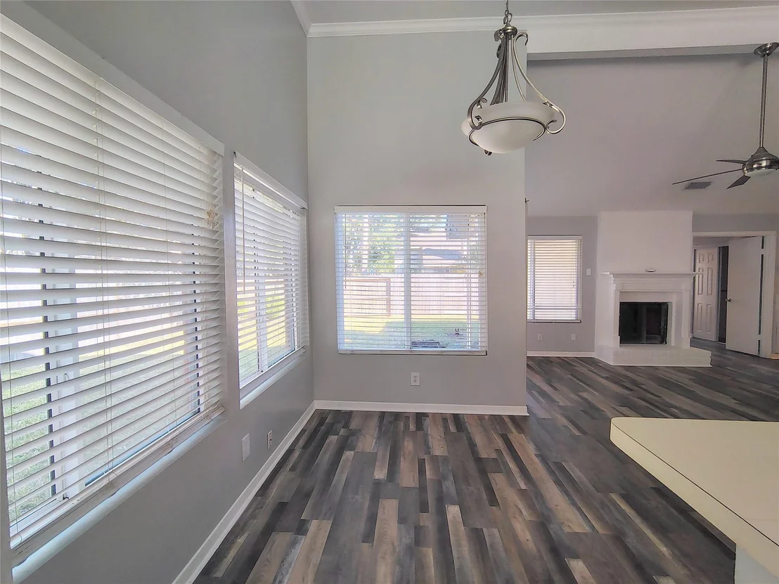 Photo of 4403 Waterfall Way