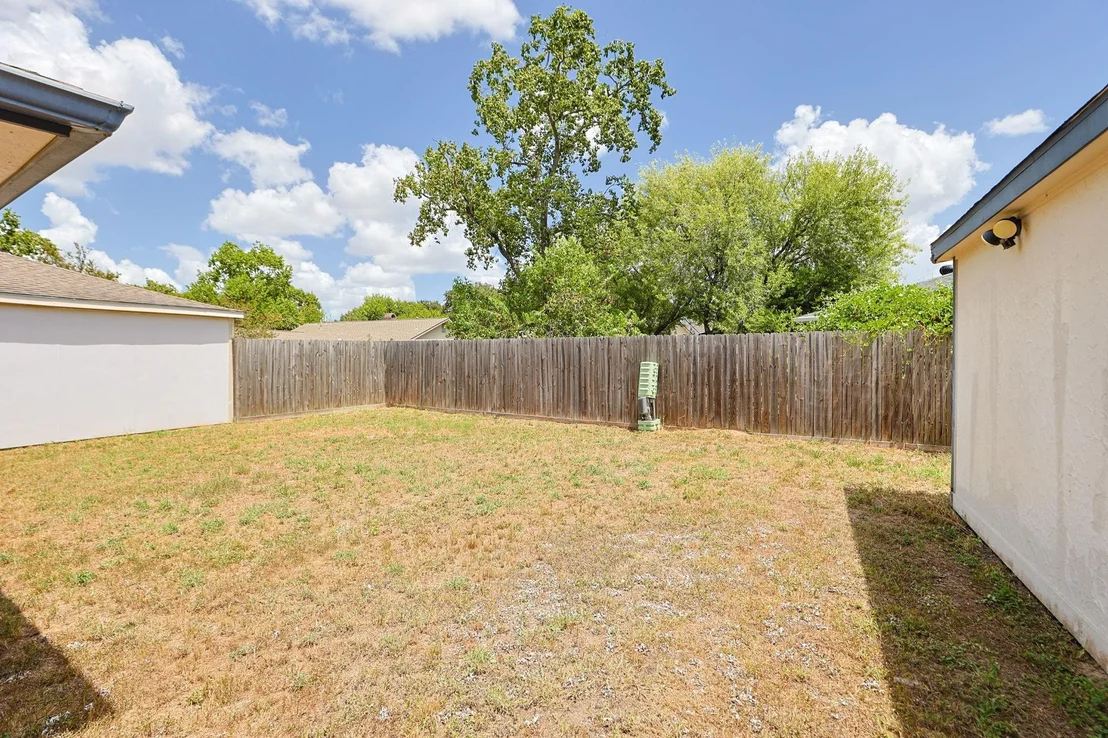 Photo of 815 Park Meadow Drive