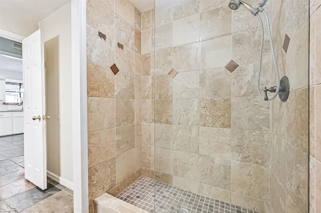 Photo of 910 Evergreen Drive