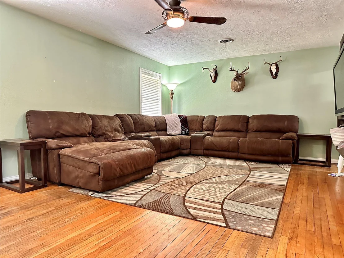 Photo of 2501 Wayside Drive
