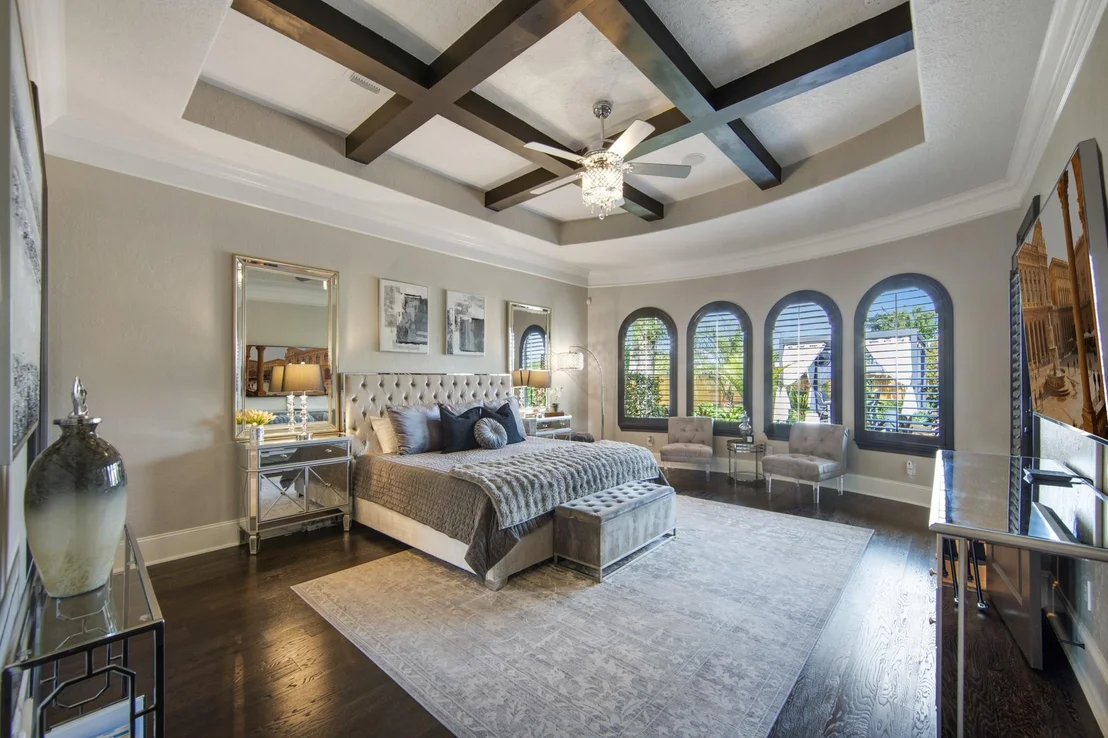 Photo of 17108 Lakeway Park