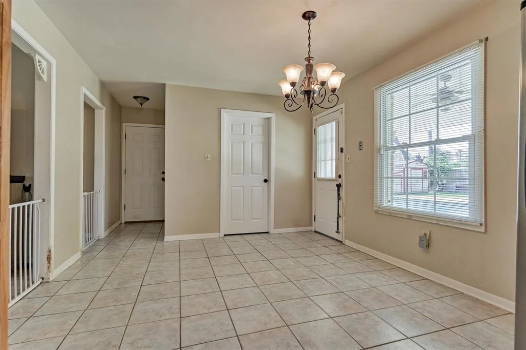 Photo of 23803 Ironside Road