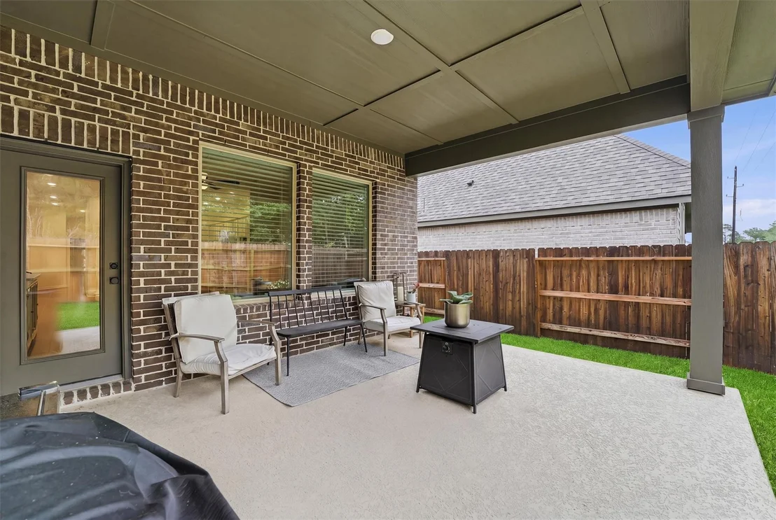 Photo of 42575 Rustico Road