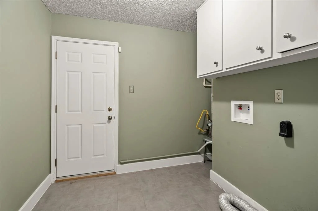 Photo of 706 Quaker Drive