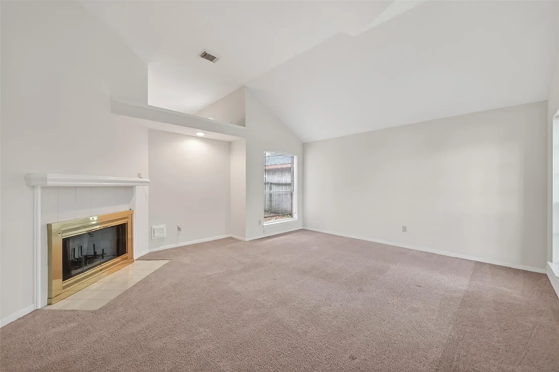 Photo of 17423 Saxon Drive