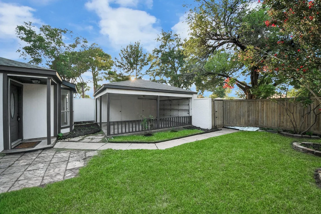 Photo of 10915 Berry Tree Drive