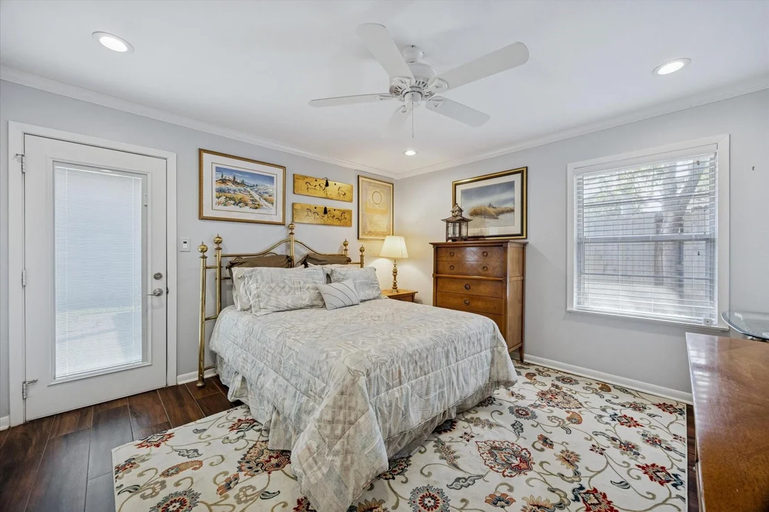 Photo of 8611 Ferris Drive
