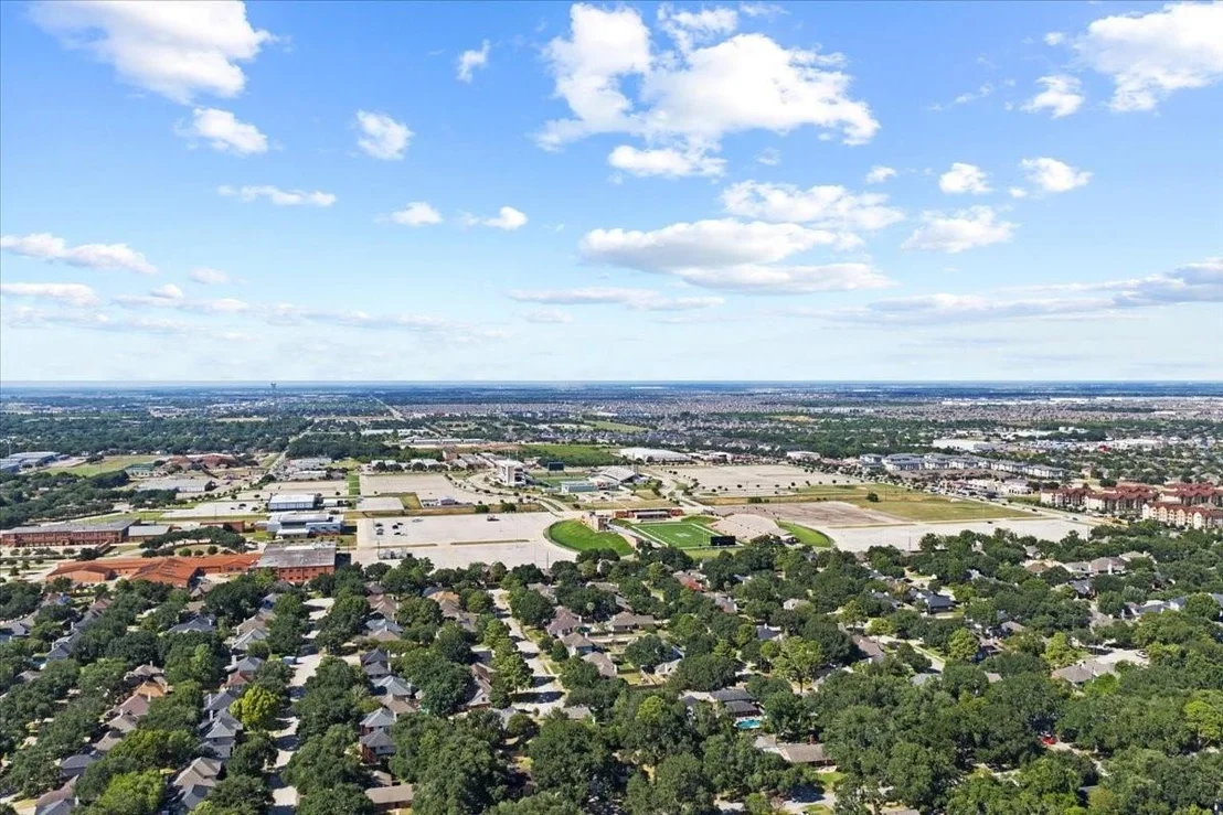 Photo of 5142 Mockingbird Lane