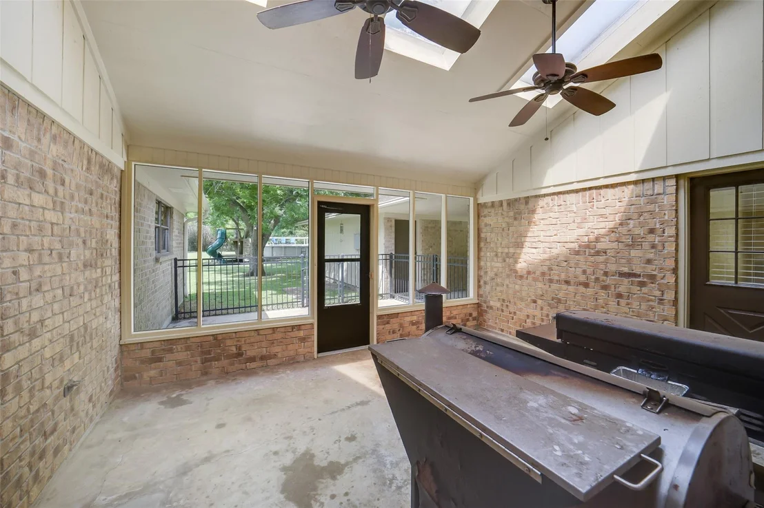 Photo of 18120 County Road 127