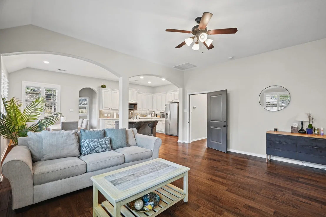 Photo of 54 W Wolf Cabin Circle