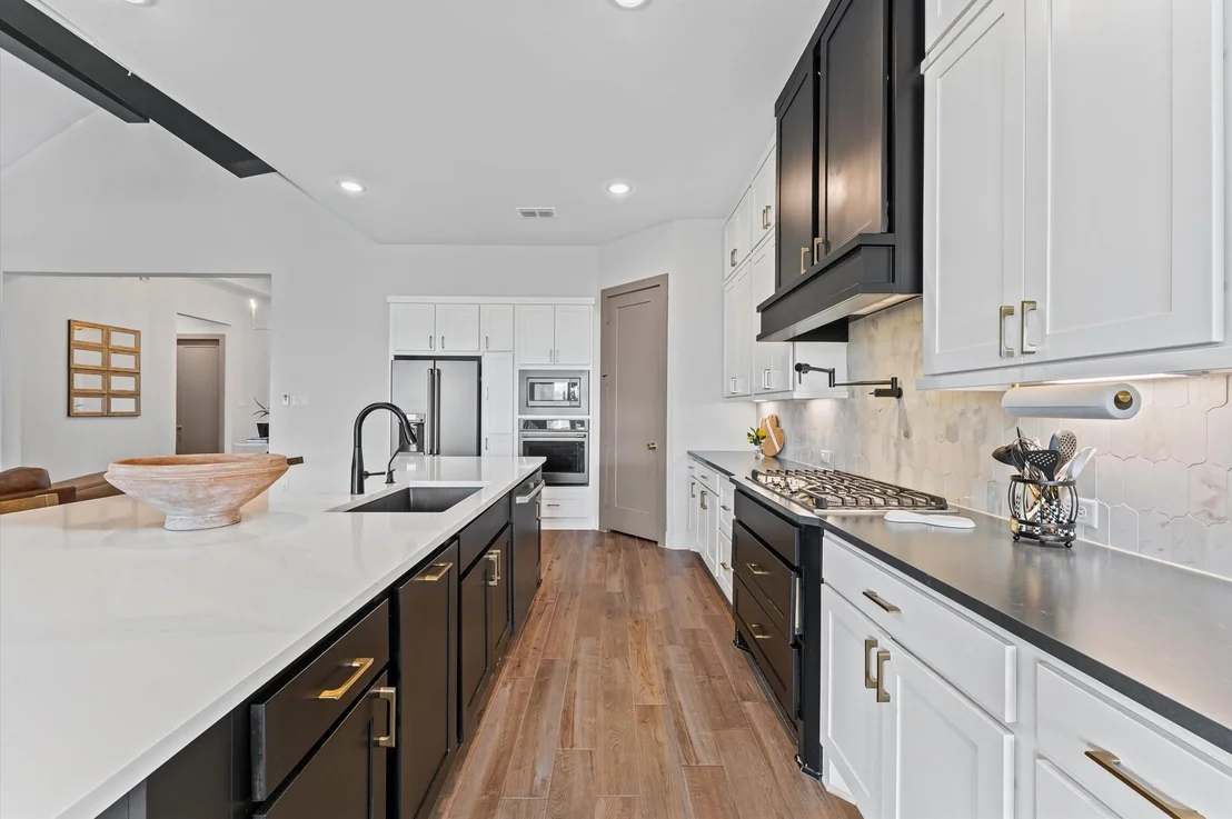 Photo of 9502 Lakeside Arbor