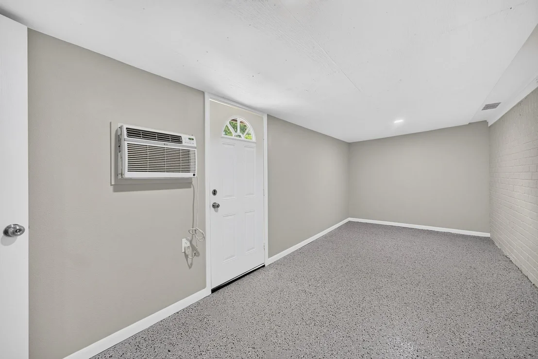 Photo of 1718 County Road 401