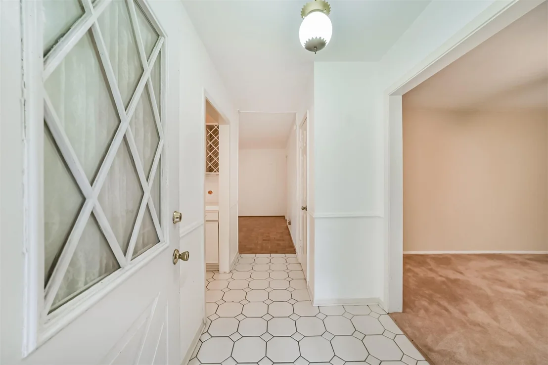 Photo of 7510 Romney Road