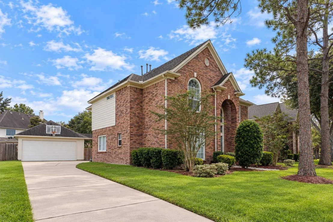 Photo of 2618 Pinebend Drive