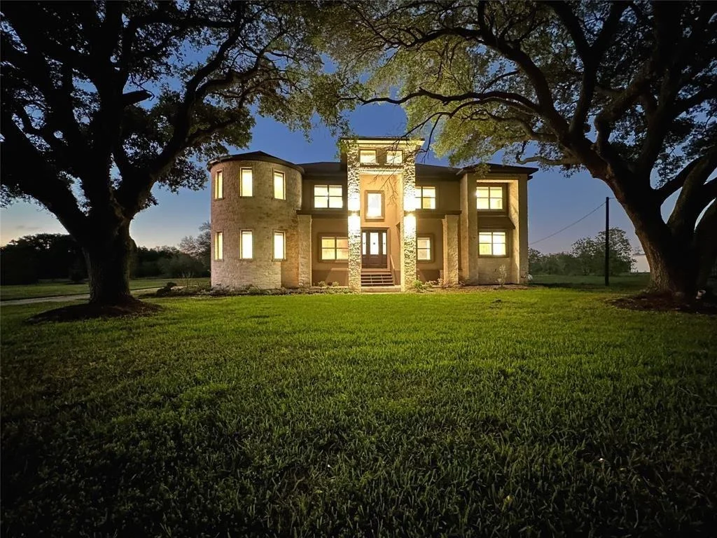 Photo of 7737 Brookside Road