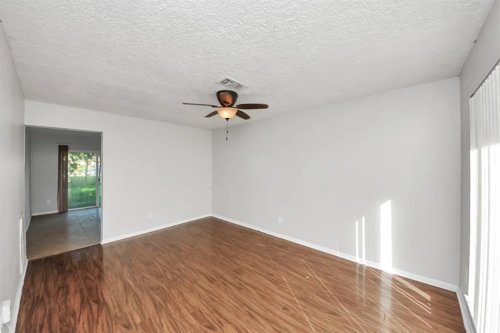 Photo of 12610 Chiswick Road