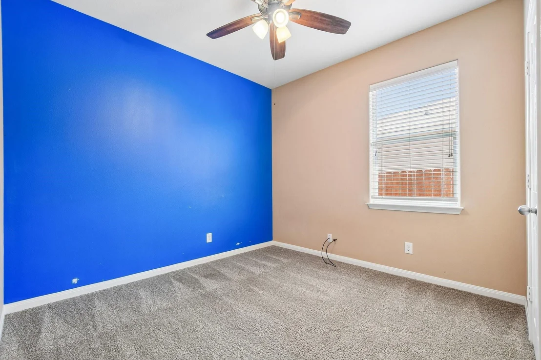 Photo of 128 Robertson Lane