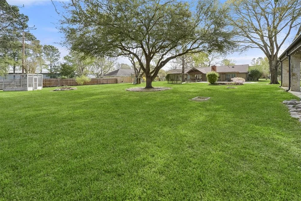 Photo of 2711 N Saddlebrook Lane