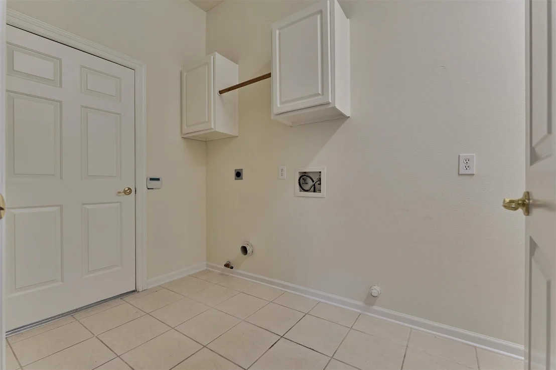 Photo of 27 S Belfair Place