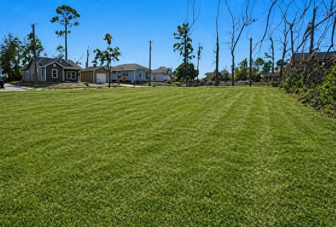 Photo of 219 Red Bud Lane