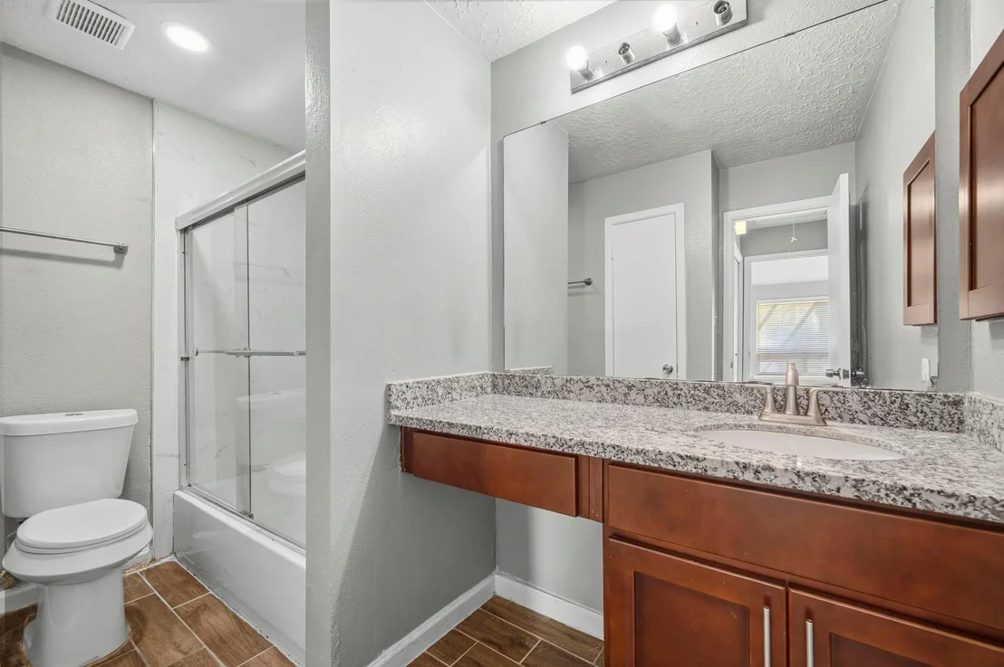 Photo of 16027 Brimfield Drive