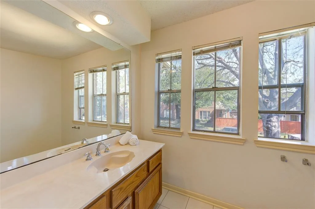 Photo of 1522 Beaconshire Road