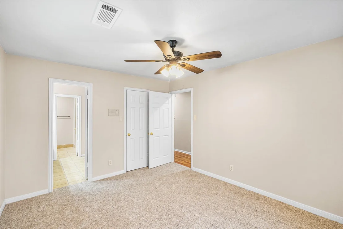 Photo of 15027 Walters Road