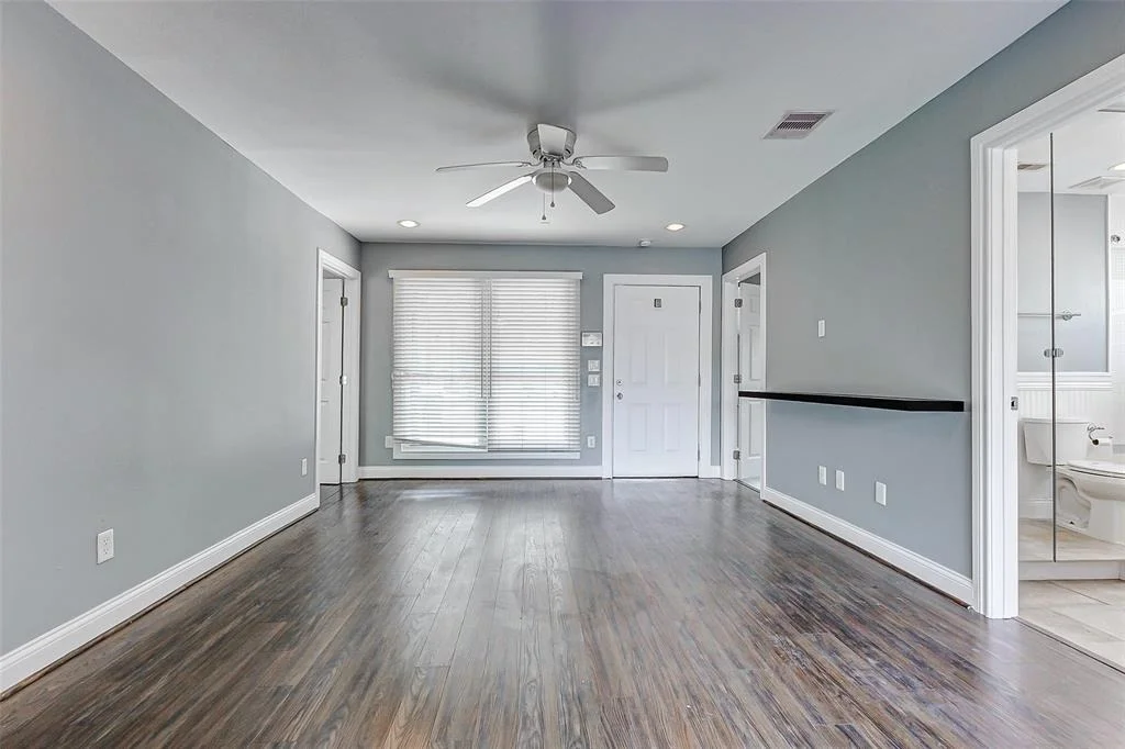 Photo of 7029 Saint Augustine Street