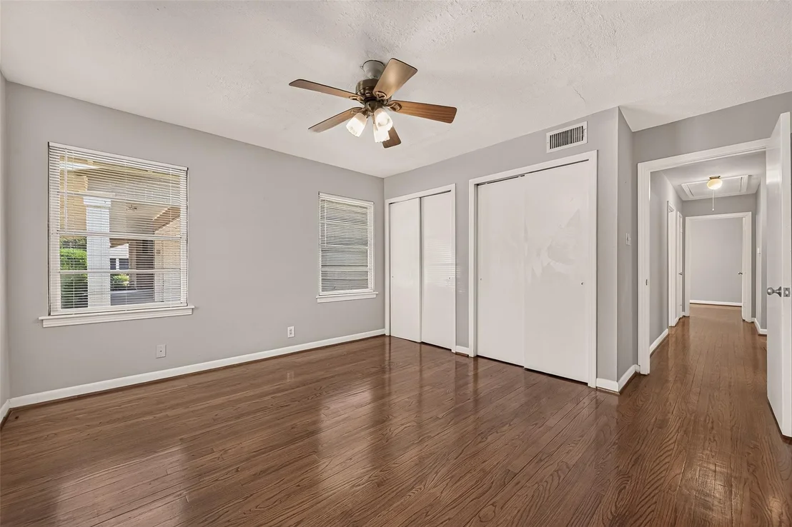Photo of 4749 Redstart Street
