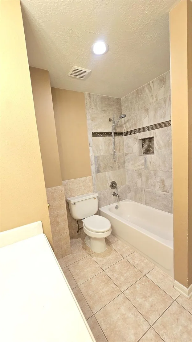 Photo of 4109 Oak Point Drive