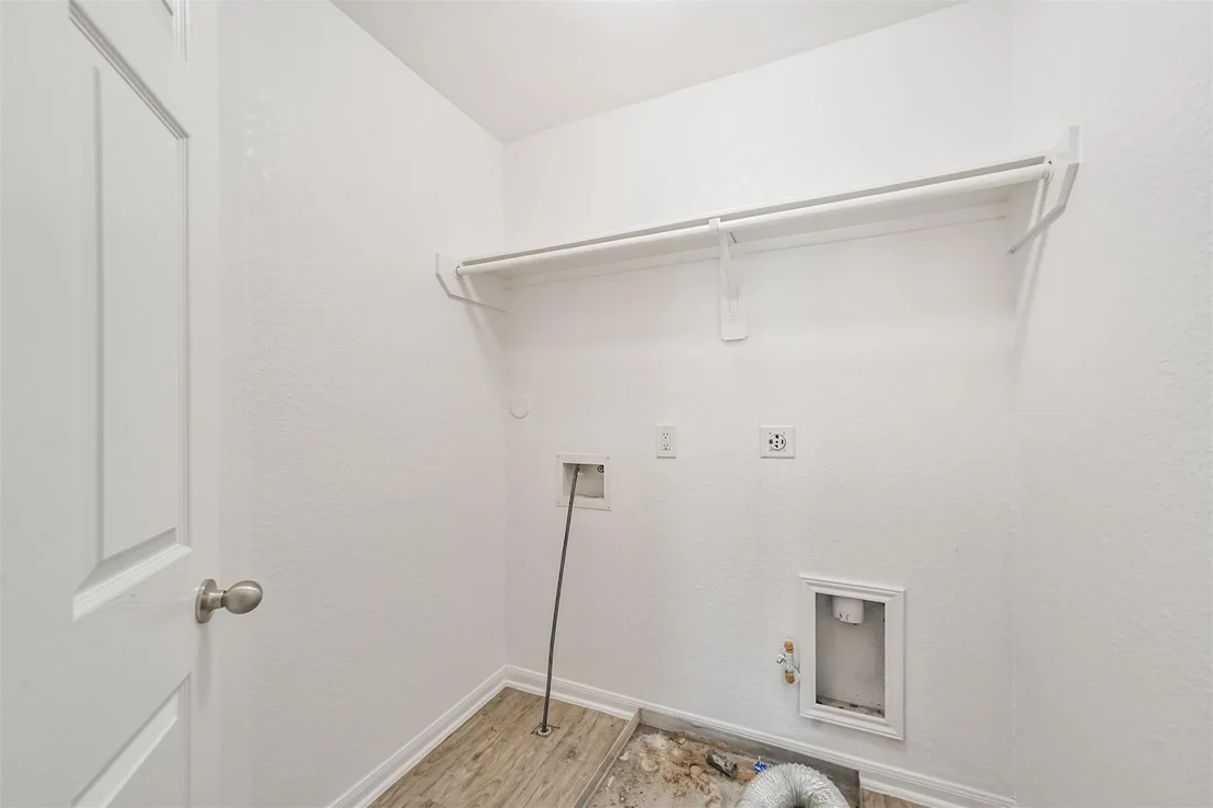Photo of 16726 Warbler Drive