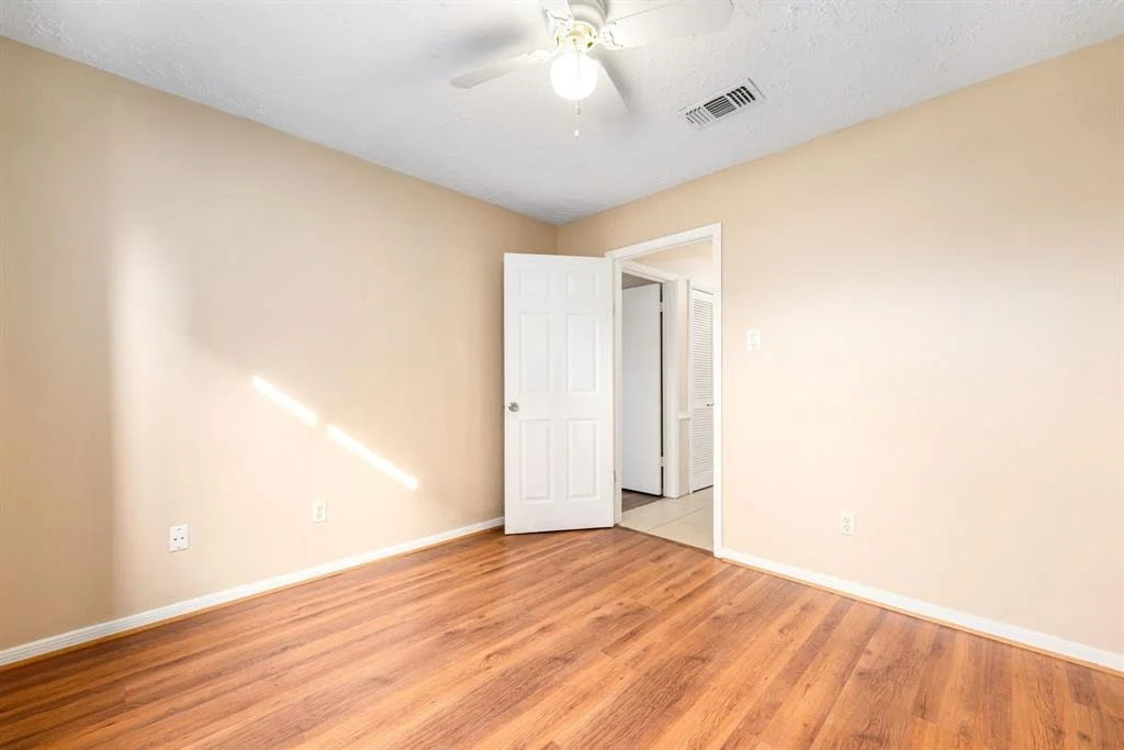 Photo of 1727 Oakwell Lane