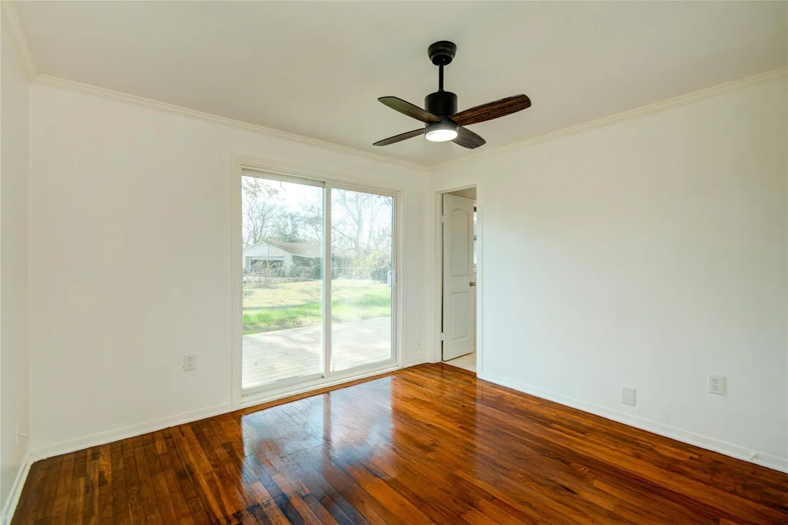 Photo of 200 Riley Road