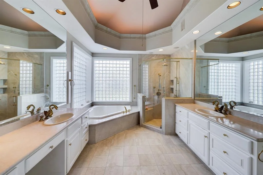 Photo of 25 Beacon Hill
