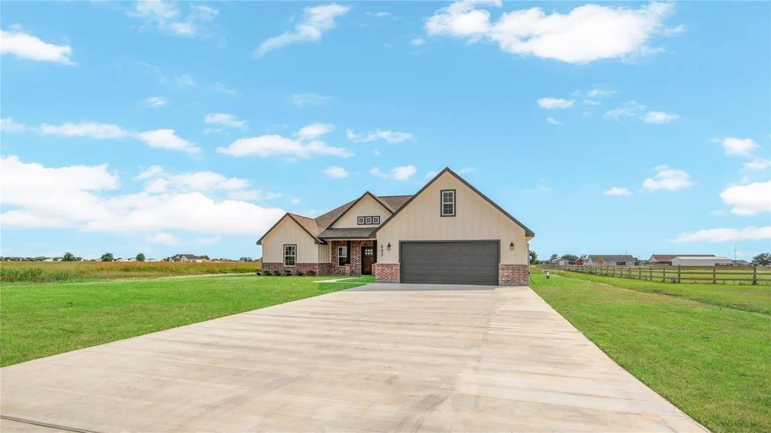 Photo of 643 Longhorn Trail