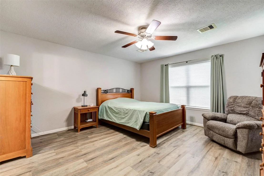 Photo of 15214 Thistle Rock Lane