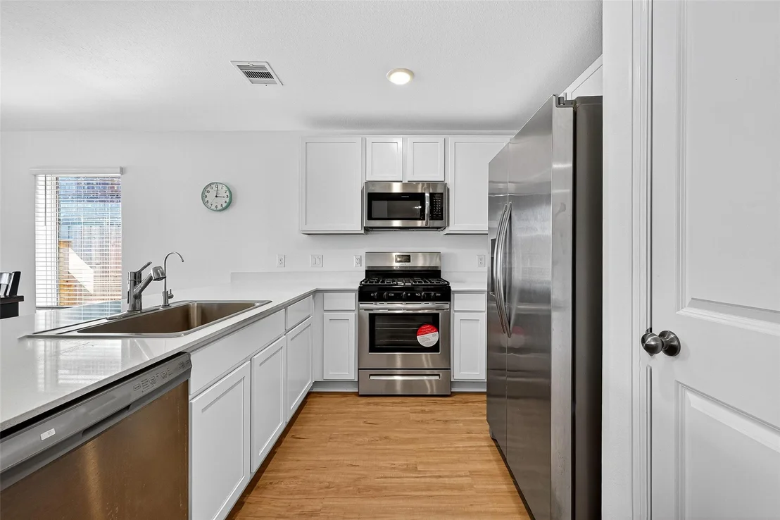 Photo of 27119 Breakaway Lane