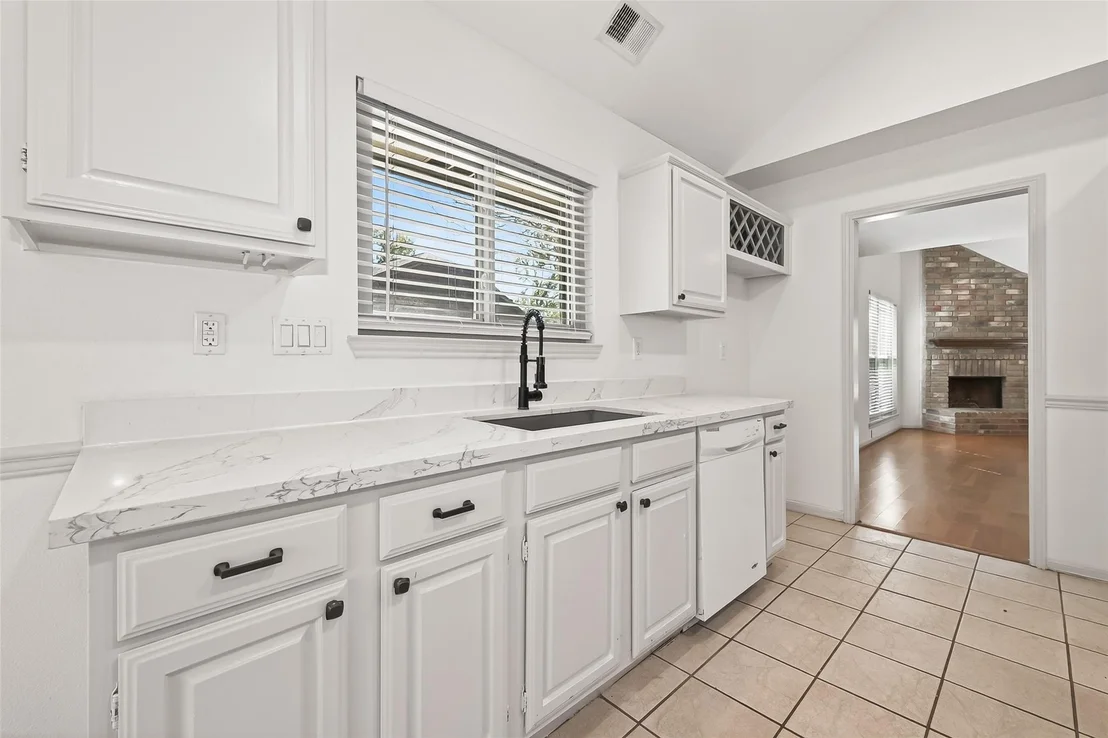 Photo of 15411 Lago Villa Drive