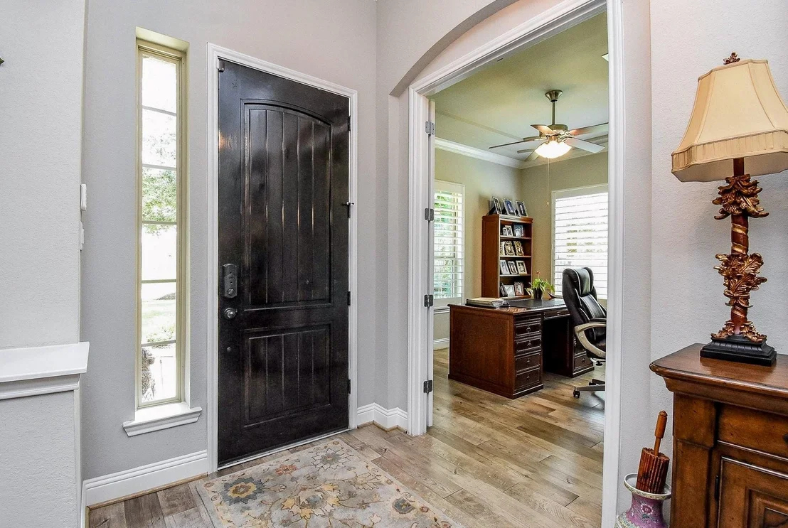 Photo of 4827 Legend Creek Drive