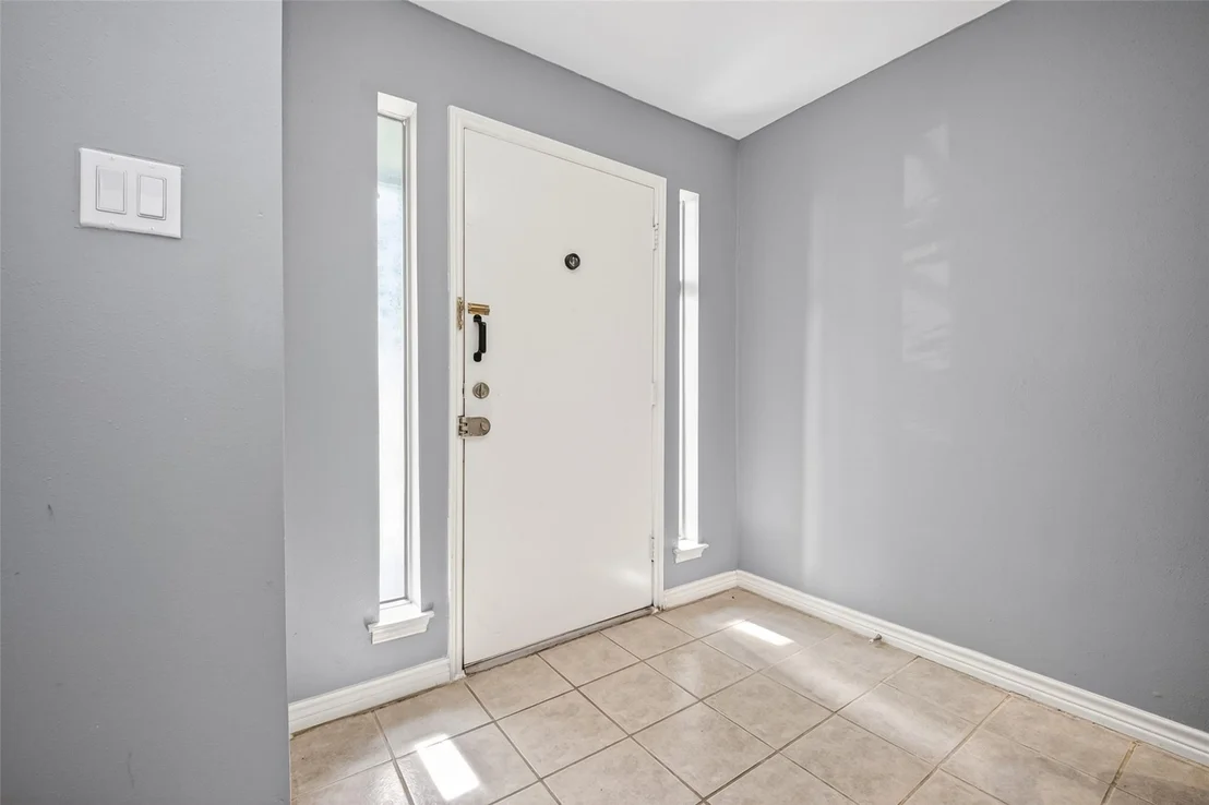 Photo of Unit B at 8310 Augustine Drive